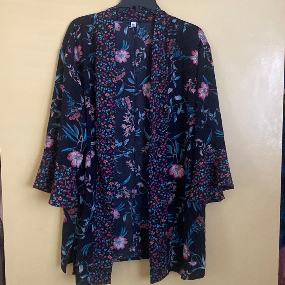 Floral robe/Cover up